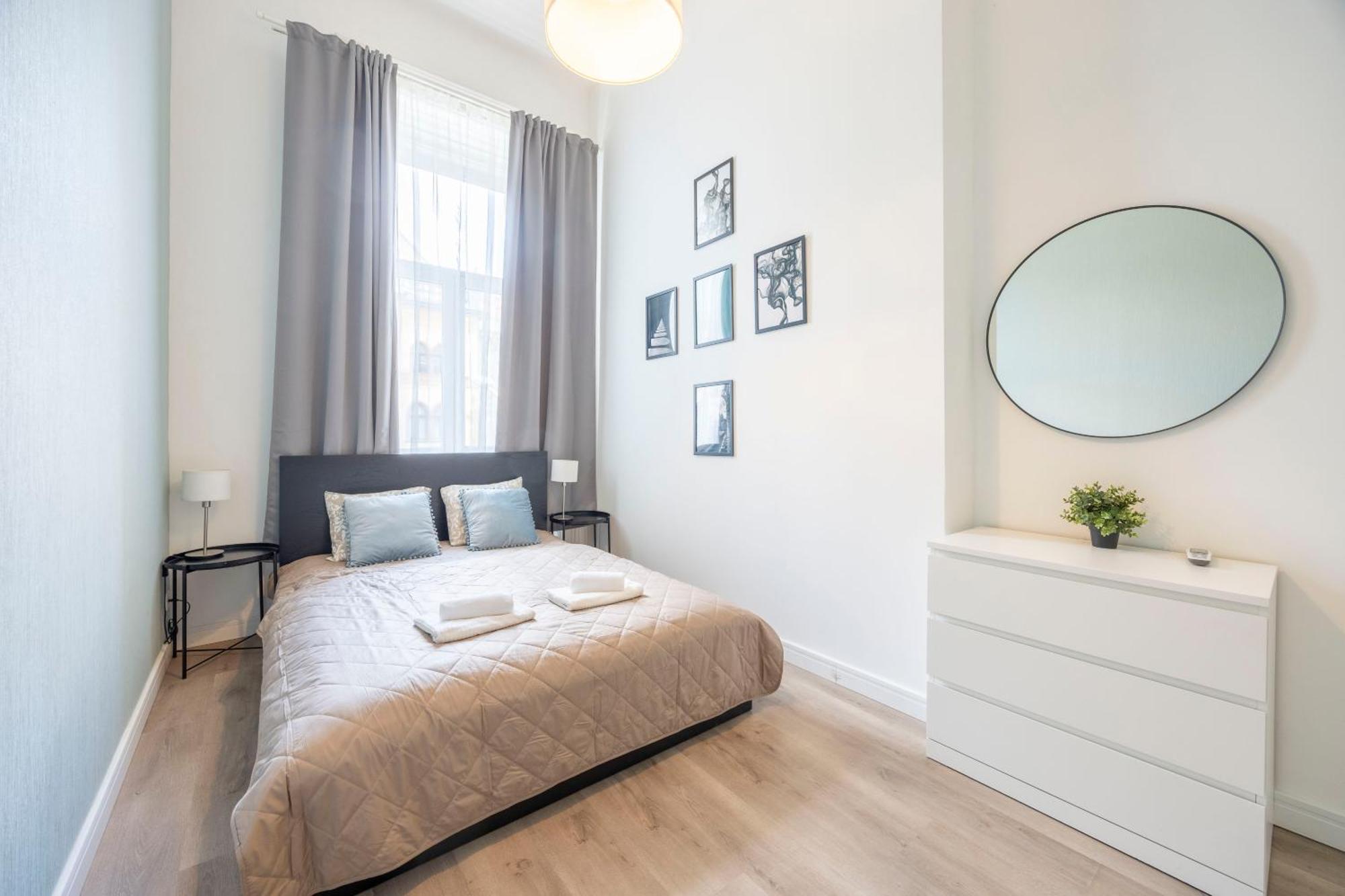 Spacious Cozy Home With 4Bedroom In The Heart Of Bp Budapest Eksteriør bilde